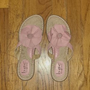 BORN size 7 Pink Flower Petal Leather Sandals Flip Flops